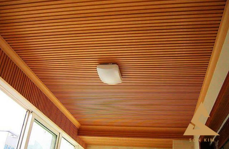Tấm nhựa giả gỗ ốp tường dùng ốp trần nhà
