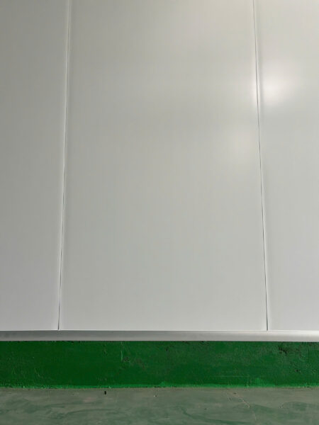 Thi Công Vách Panel Trần Mái Nhà Xưởng Ngăn Phòng Giá Rẻ 160k/m2 tại TPHCM [Mới Nhất 2026] - thi cong panel nha may hoang kim 18